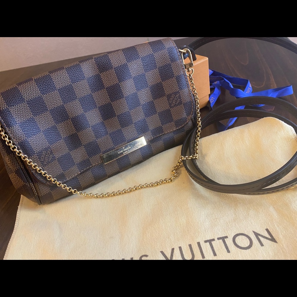 louis Vuitton Favorite Damier Ebene (PM)